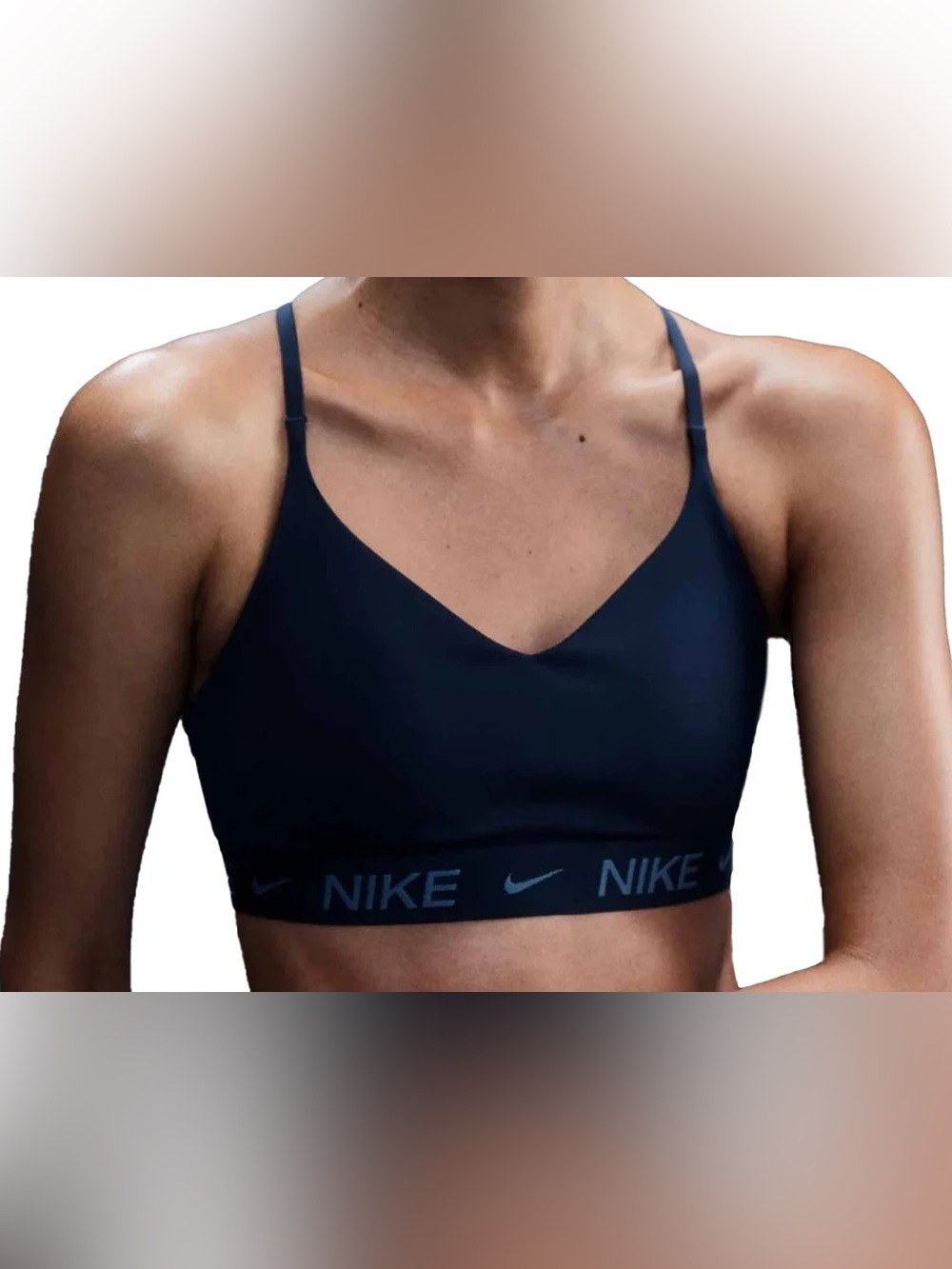 Nike Women’s indy light support V-Neck Sports Bralette